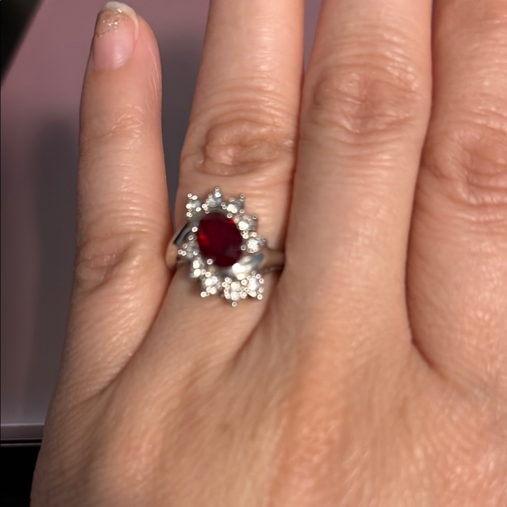 Elegant Silver and Red Gemstone Ring 🌷Spring Sale🌷